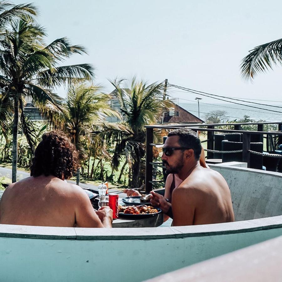 Swell Hotel, Pool Bar & Restaurant Tanah Lot Esterno foto