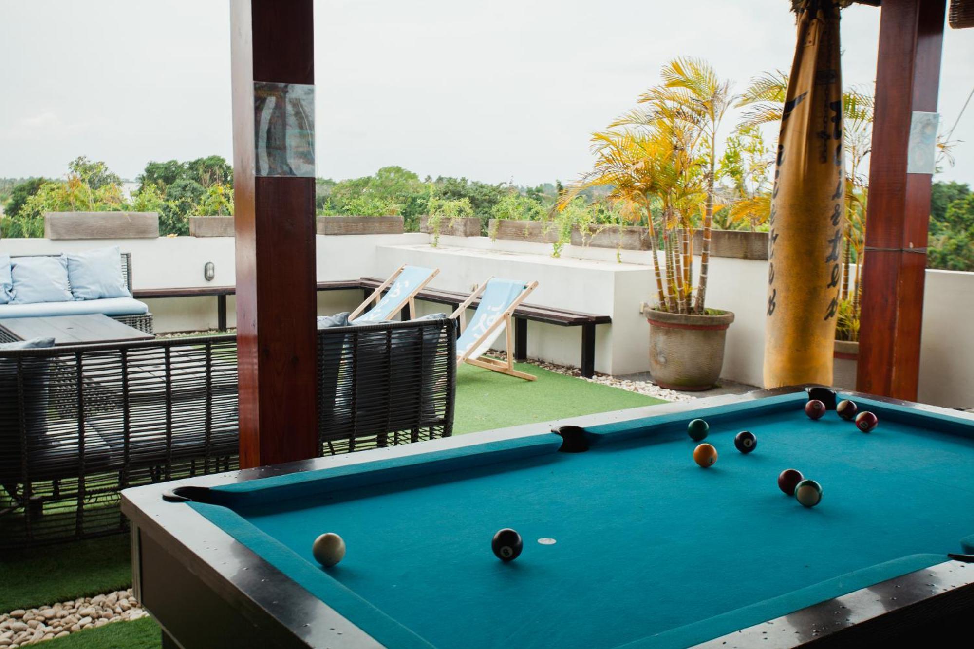 Swell Hotel, Pool Bar & Restaurant Tanah Lot Esterno foto